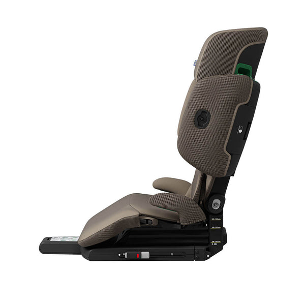 Axkid Up Driftwood Beige Bundle With Footrest – High Back Booster Seat (4–12 Years, 100–150 cm)