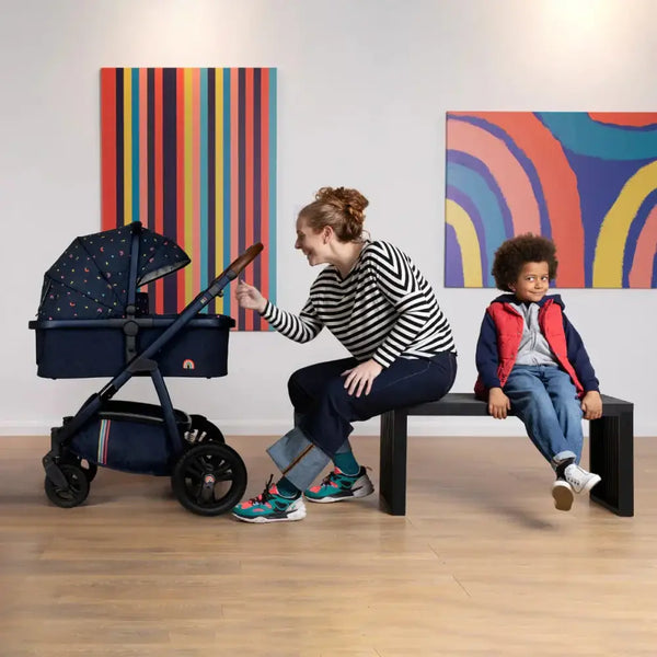 Cosatto Wow 3 Rotate Bundle – Doodle Days | Travel System with Carrycot + Acorn 2 i-Size Car Seat & Rotating Base General Cosatto