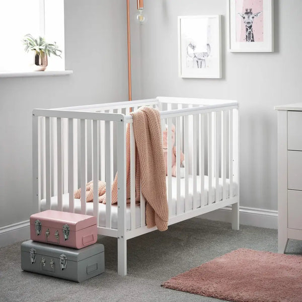 OBaby Bantam Cot Bed in White Obaby