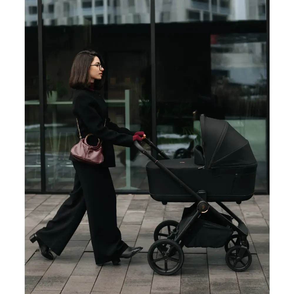 Venicci Claro 2 Noir Black 3-in-1 Travel System UK | With Tiago Car Seat